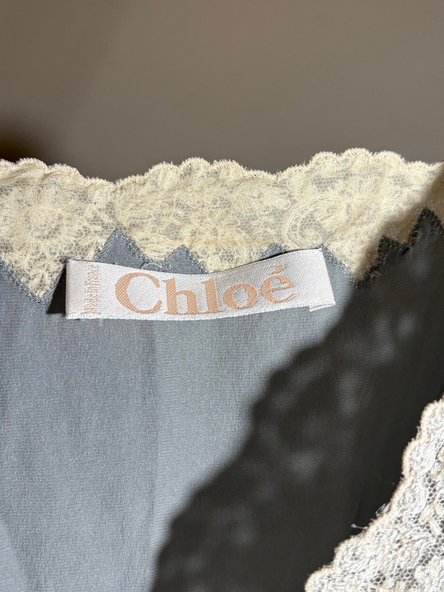 Chloé Top hellblau, Seide mit Spitzenbesatz in 34