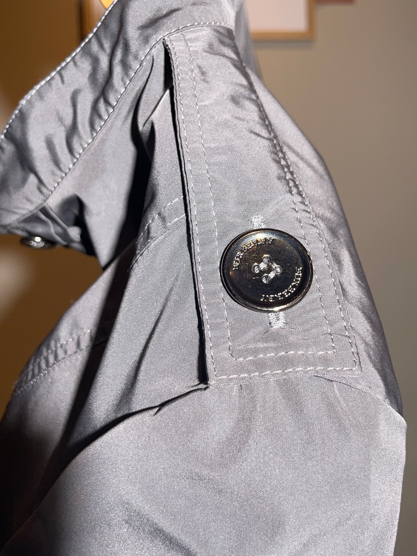 Burberry, Kleid grau Kurzarm mit Gürtel in 38