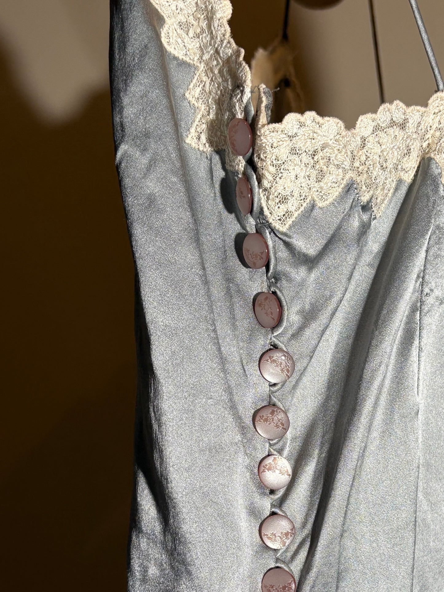 Chloé Top hellblau, Seide mit Spitzenbesatz in 34