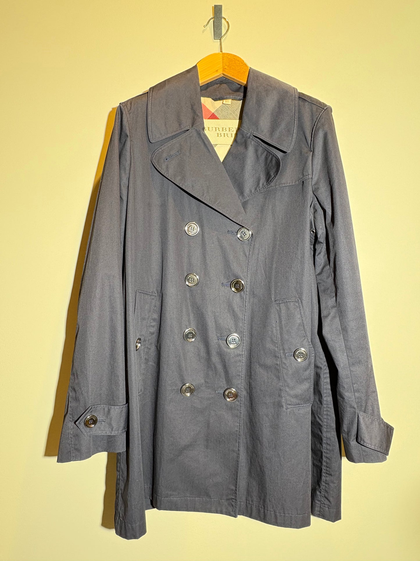 Burberry blauer Mantel mit abnehmbarer Kapuze in 42