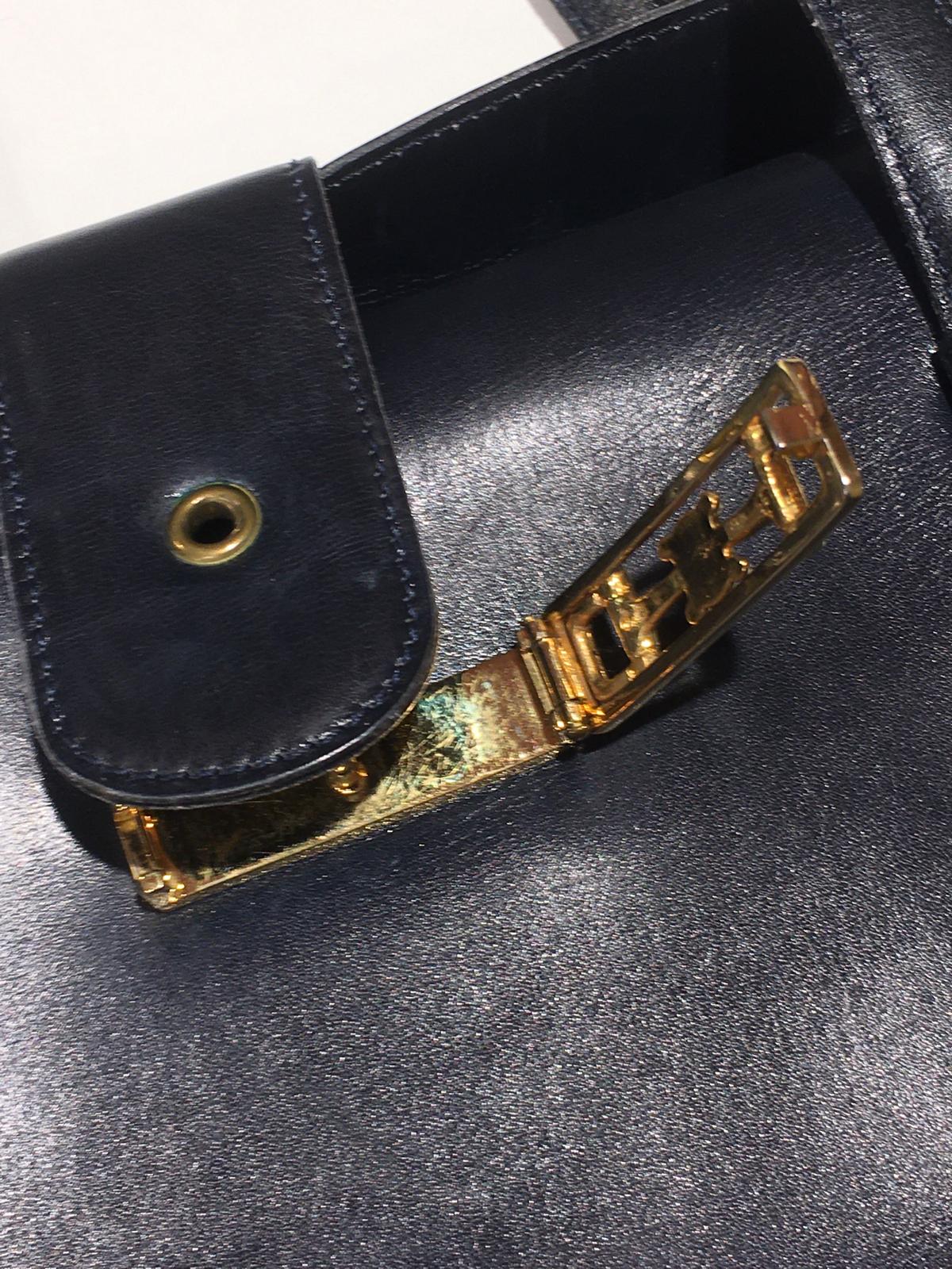 Céline vintage Handtasche blau mit Goldschließe