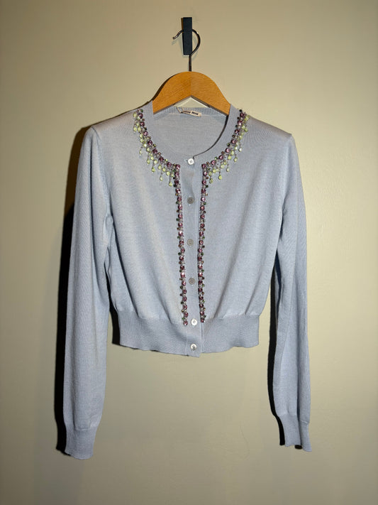 Miu Miu Strickjacke mit Perlenapplikationen,  hellblau in 36