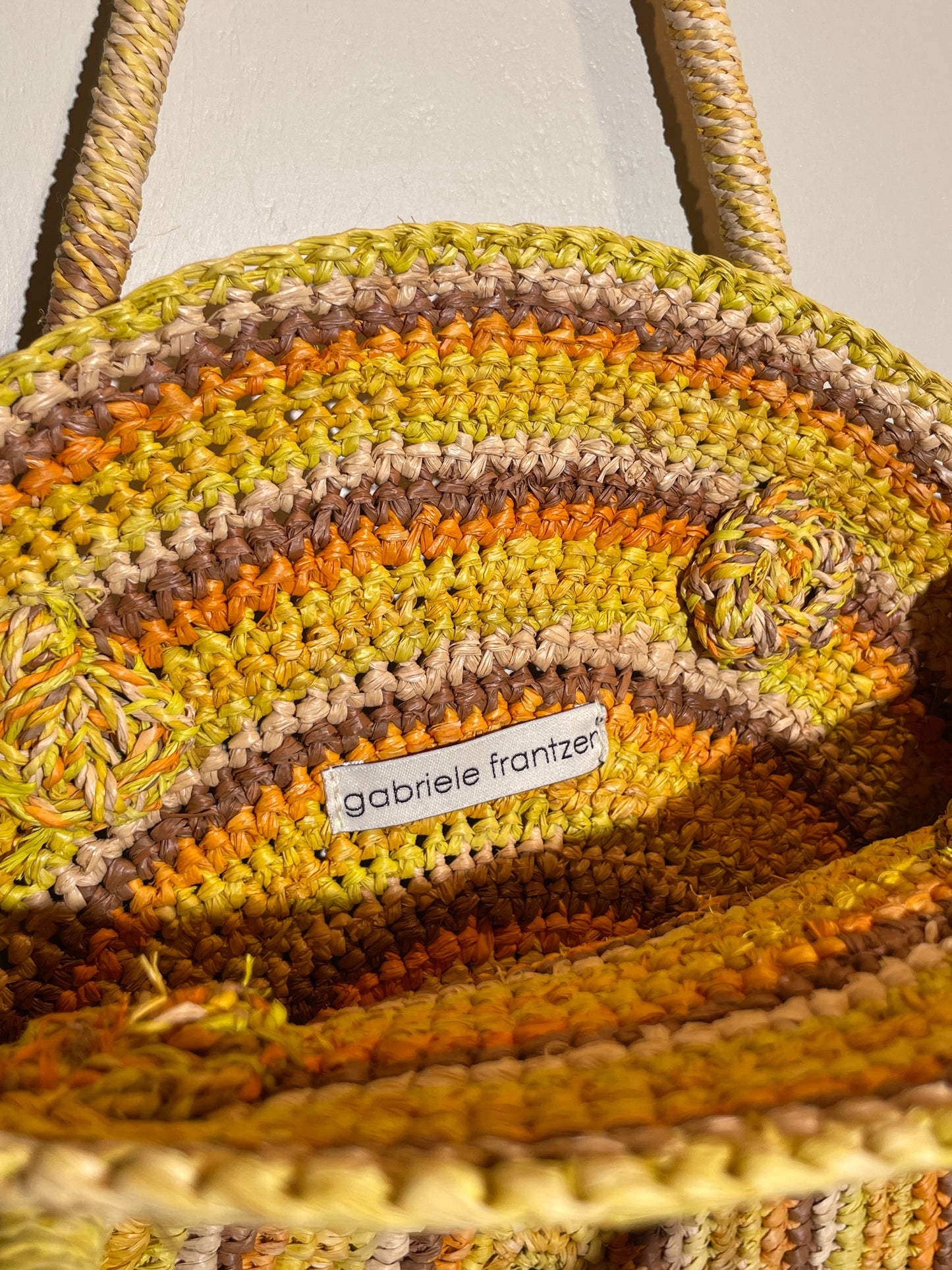 Gabriele Frantzen Schultertasche Bast gelb