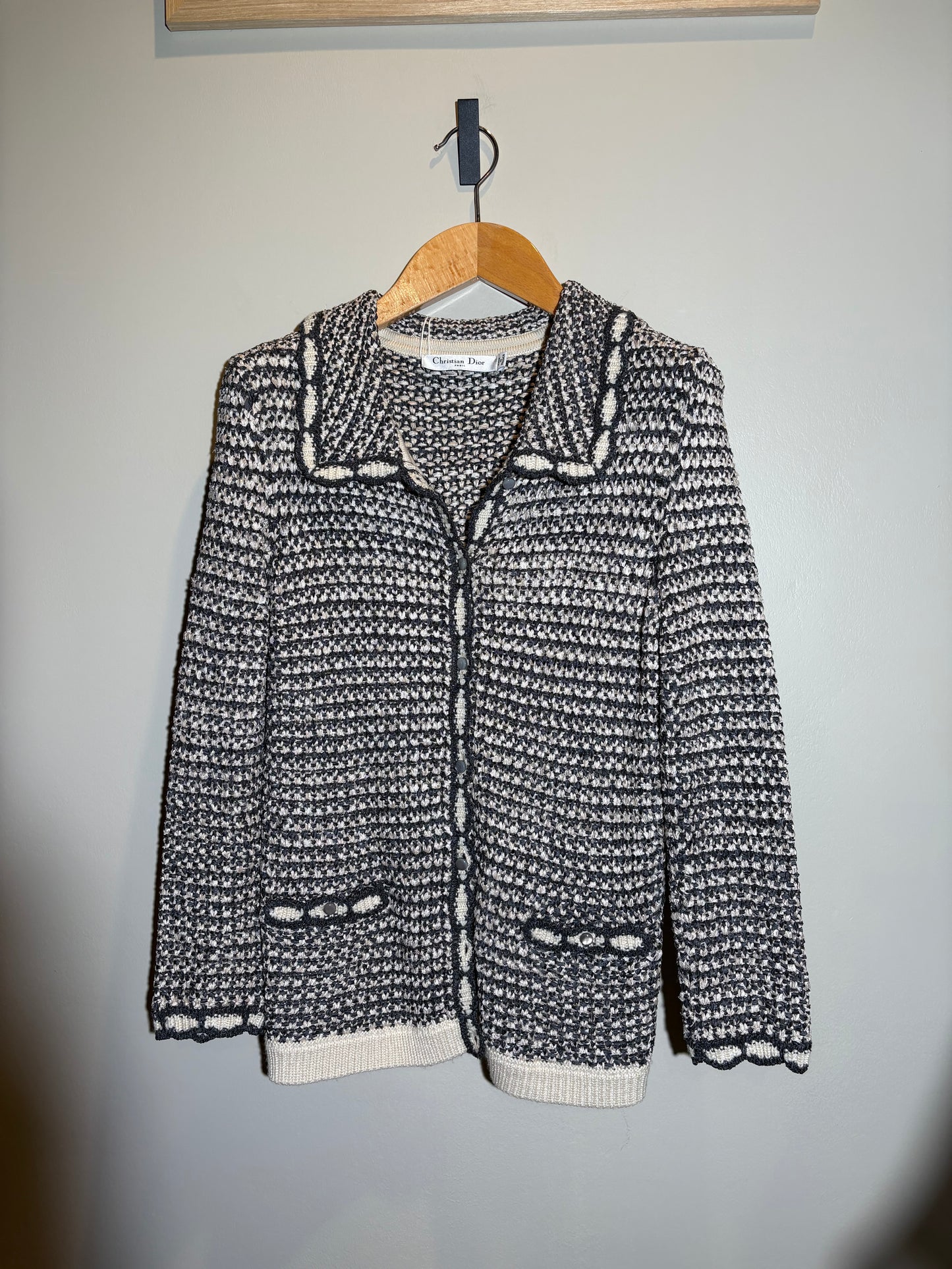 Dior Strick-Kostüm Kleid und Jacke grau/crème in 34/36
