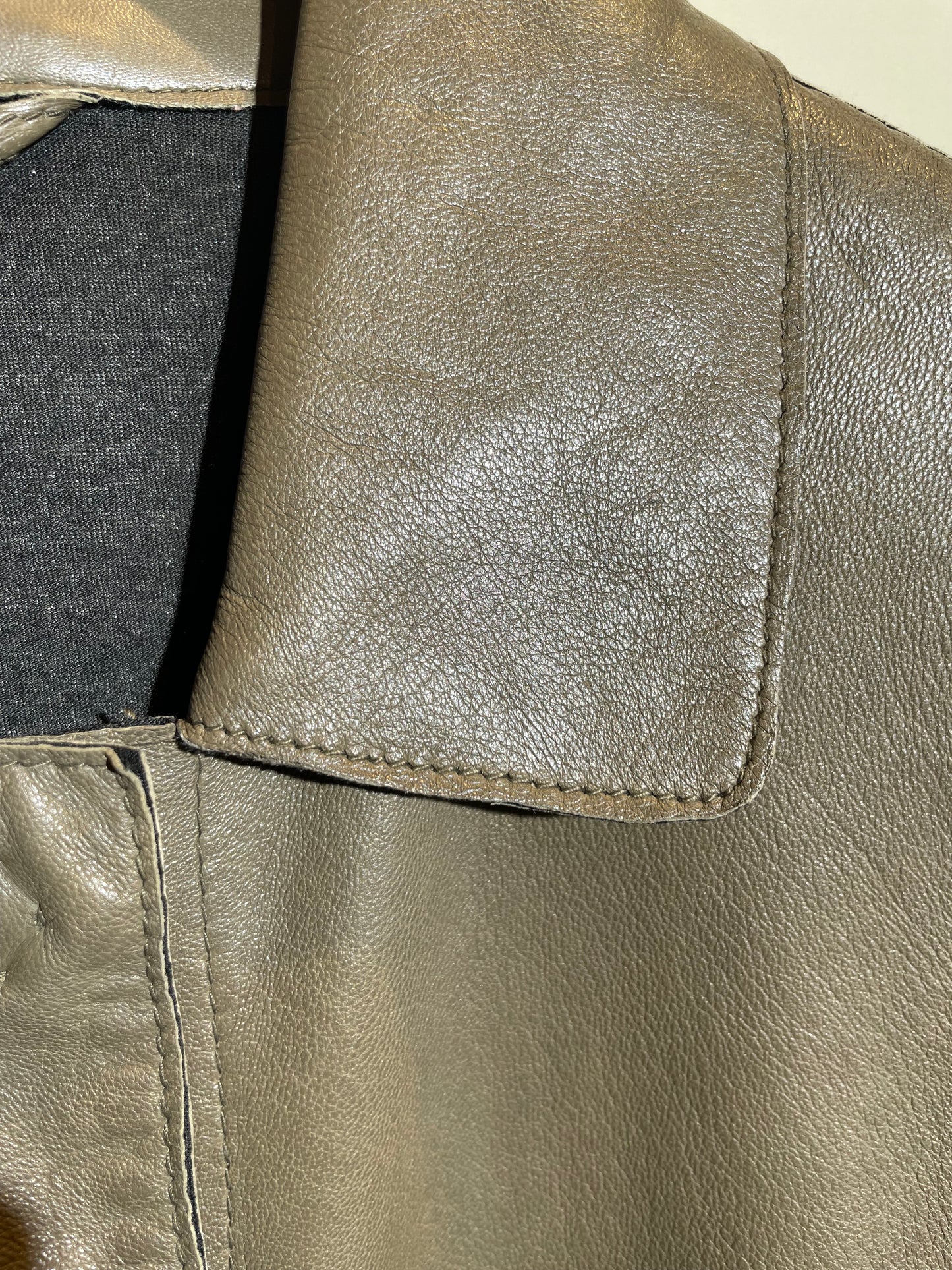 Milestone Lederjacke fango in 38
