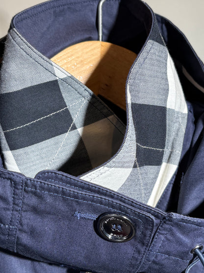 Burberry blauer Mantel mit abnehmbarer Kapuze in 42