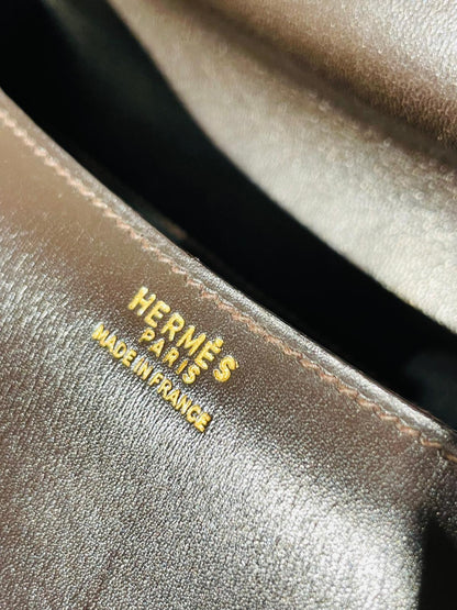 Hermès Constance Schultertasche in braun und Gold